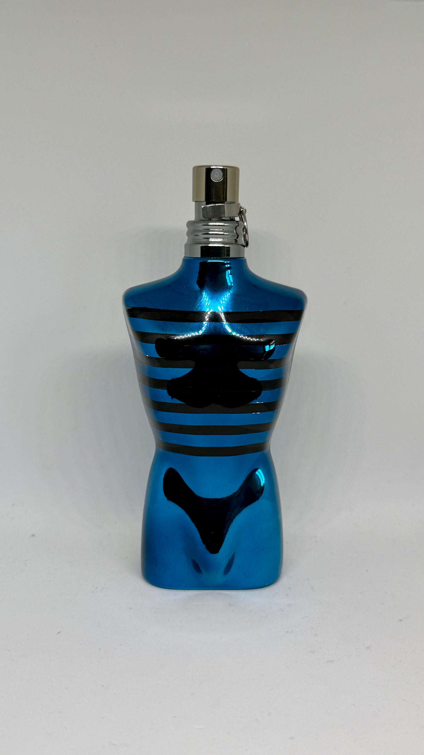 Le Male In Blue - Sample