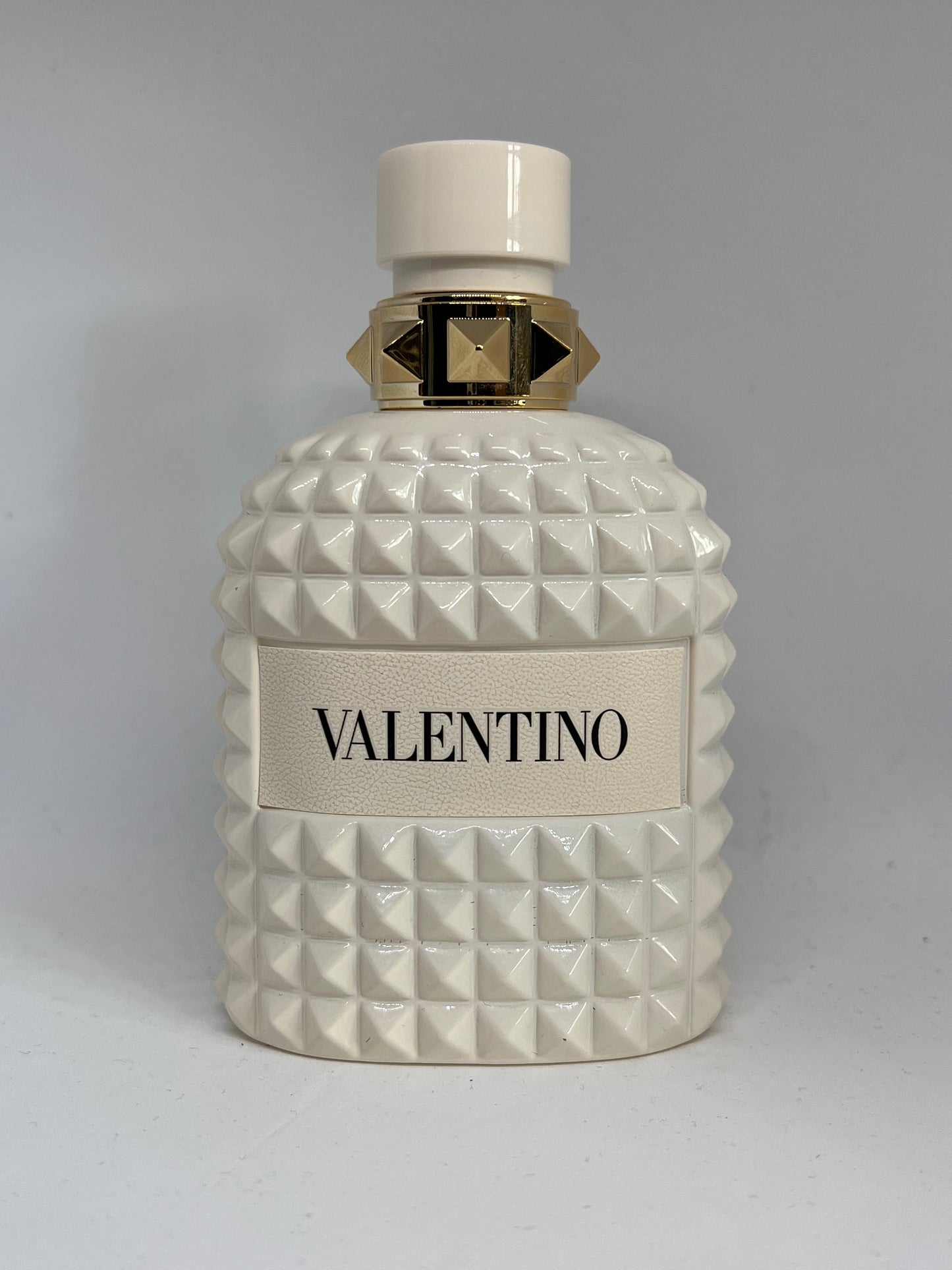 Valentino - Born In Roma Ivory - Sample